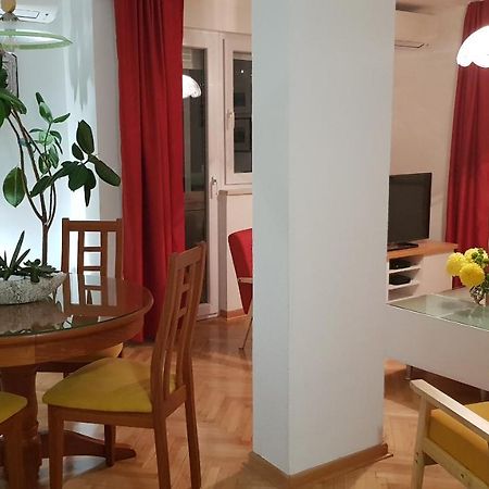 Galeria Nura Apartment Мостар Екстериор снимка