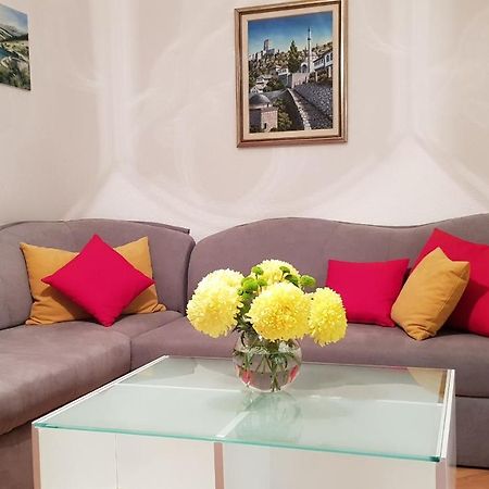 Galeria Nura Apartment Мостар Екстериор снимка